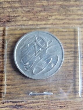 Australian 1981 20 Cent Coin- Silver Tones